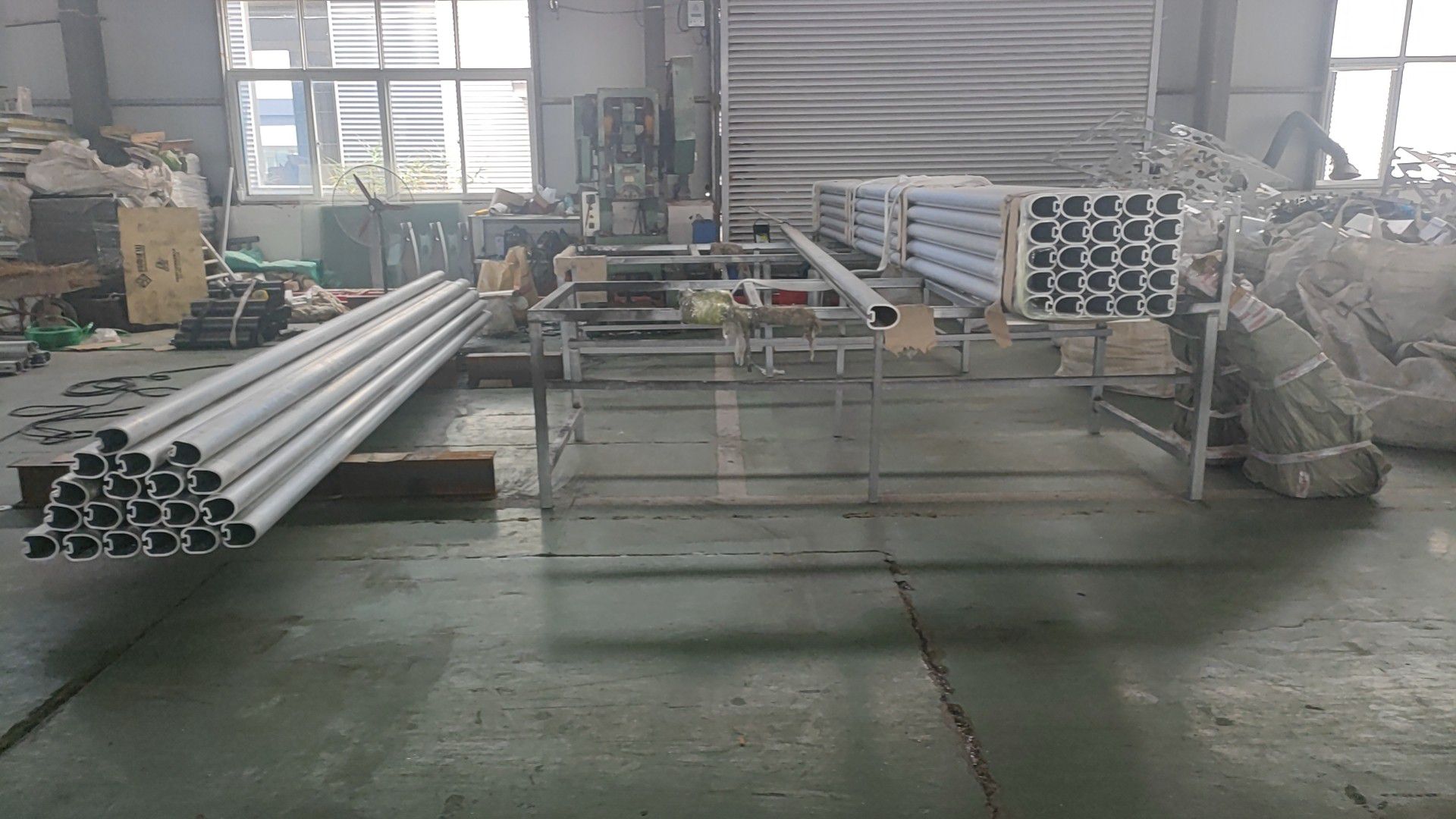 鋁合金護欄生產(chǎn)的工序